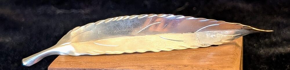 Vintage Stuart Nye Sterling Silver Leaf Feather Brooch Pin